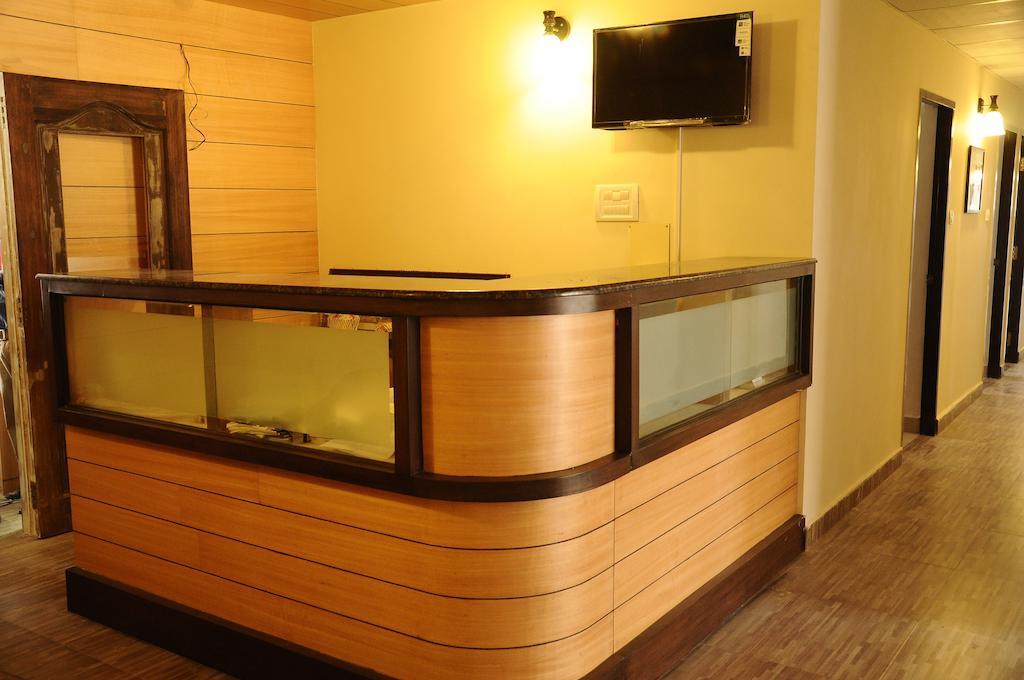 Balaji Residency Hotel Chennai Exterior photo