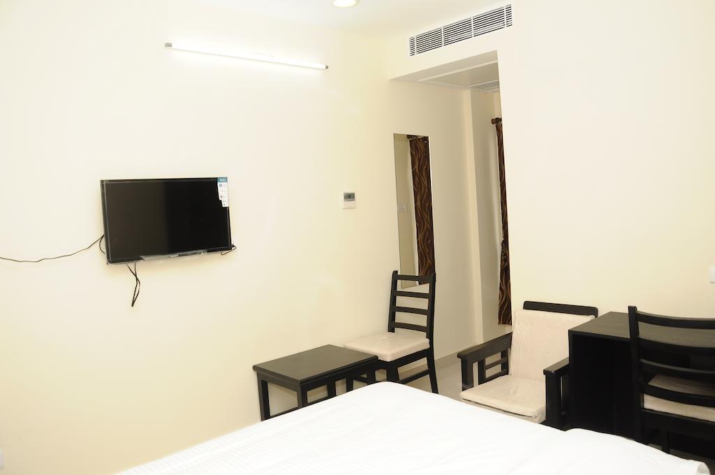 Balaji Residency Hotel Chennai Room photo