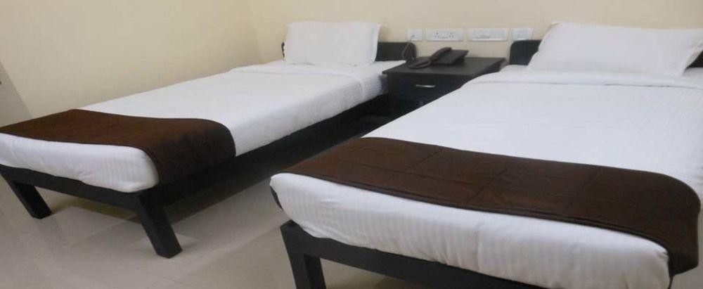 Balaji Residency Hotel Chennai Exterior photo